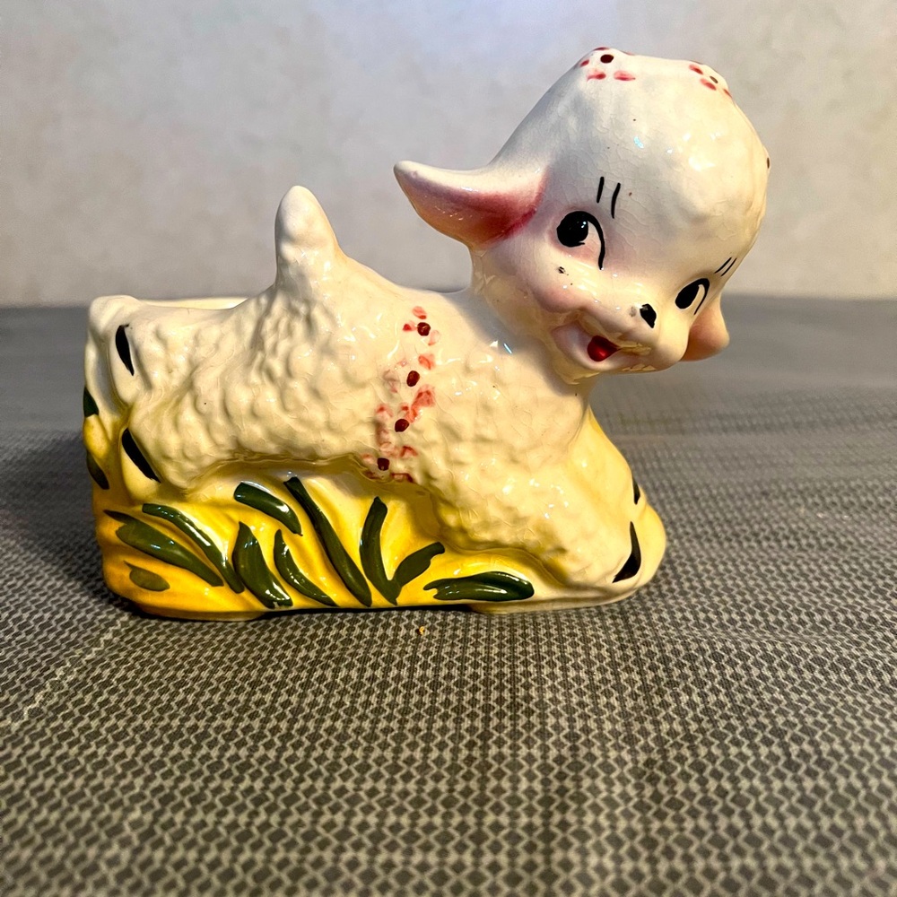 MCM VINTAGE LAMB/ SHEEP PLANTER